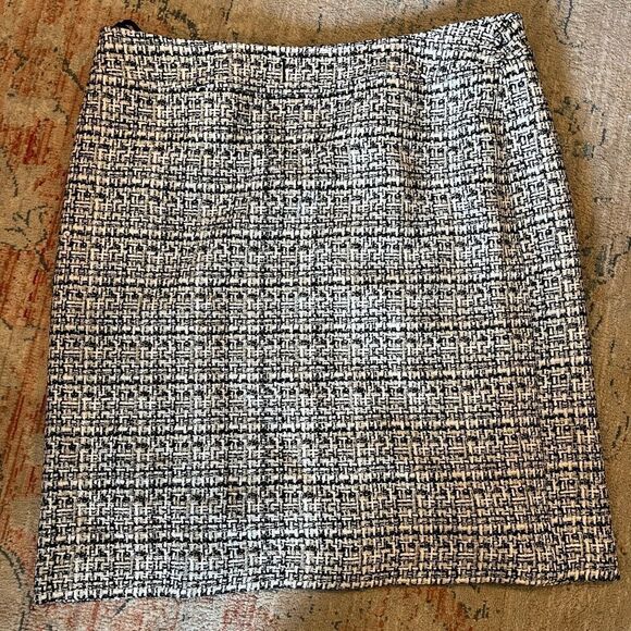 Tahari tweed skirt nwt - Picture 1 of 3